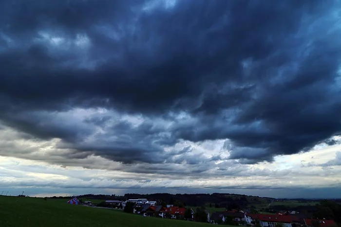 Energy-Resiliency-During-Storm-Outages
