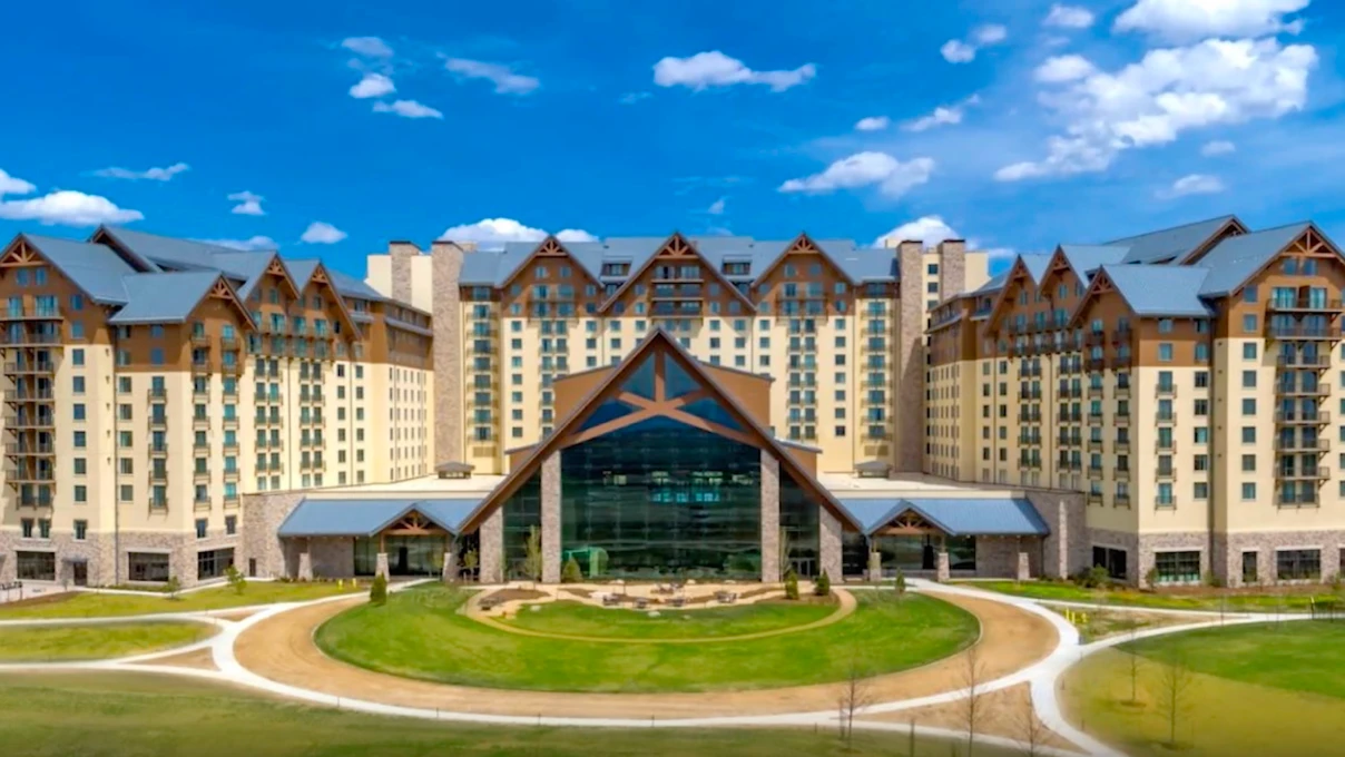 video-Gaylord-Rockies-–-Construction-Timelapse