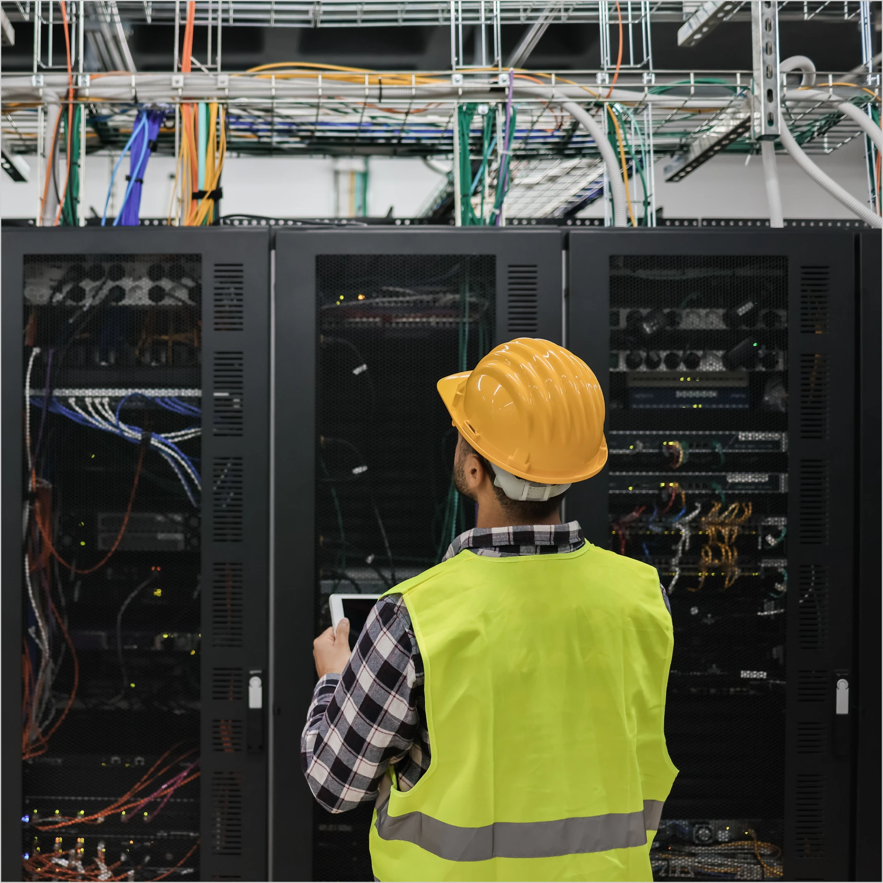 data-centers-hero_img-1