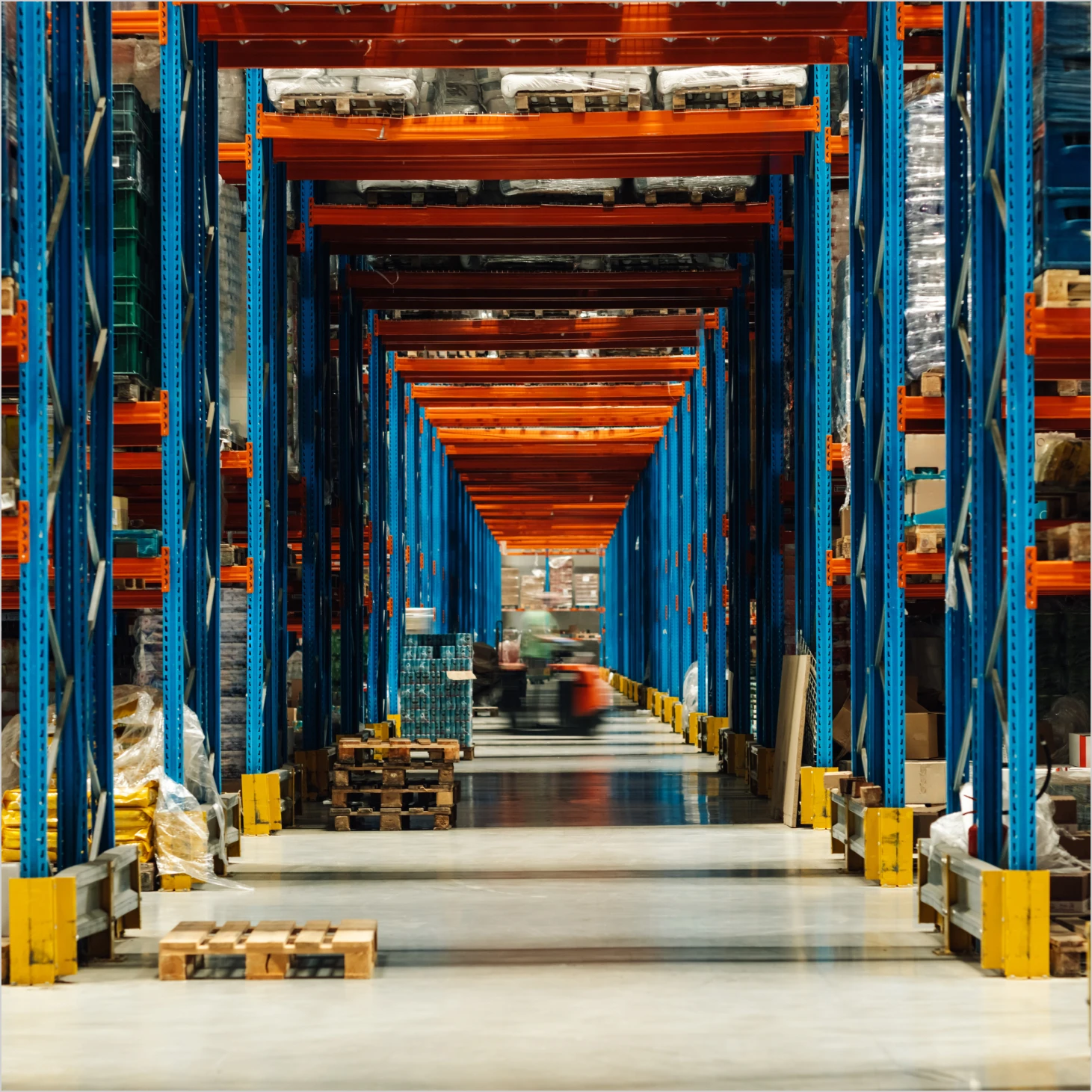 freight-logistics-hero_img-4