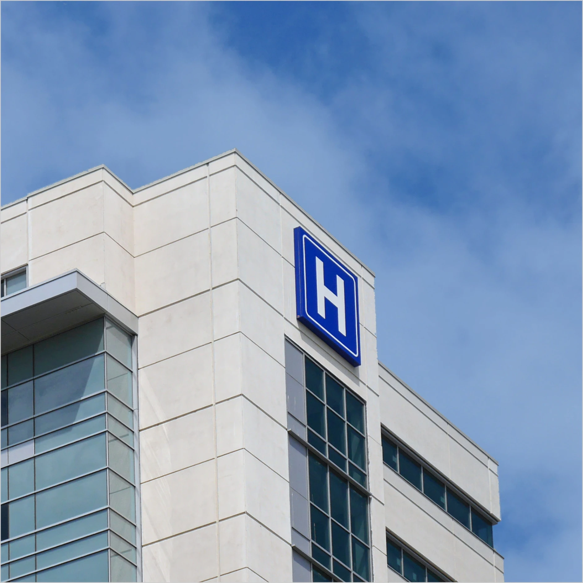 healthcare-hero_img-3