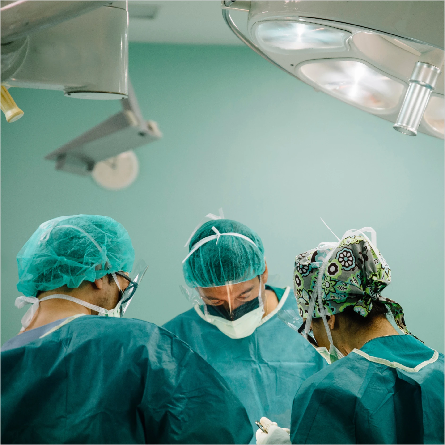 healthcare-hero_img-4