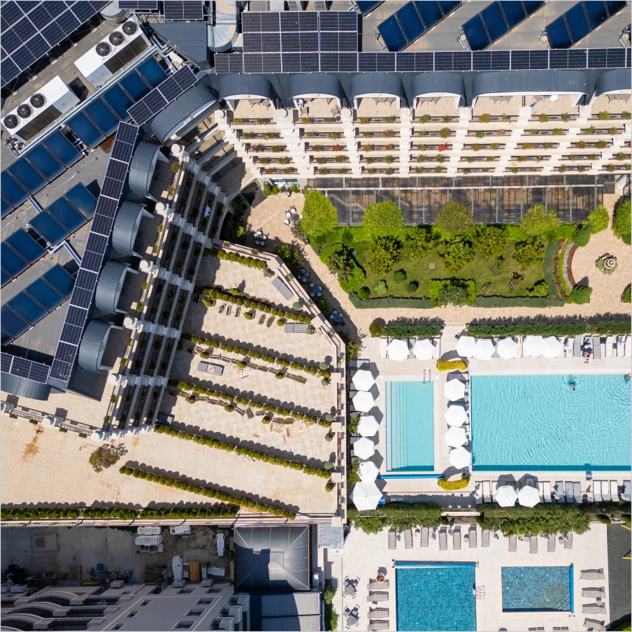 hospitality-hero_img-1